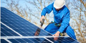 Installation Maintenance Panneaux Solaires Photovoltaïques à Broualan